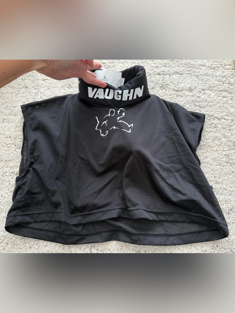 Vaughn VPC 8000 Senior Goalie Neck Throat Protector Black Medium M 12-14” Hockey